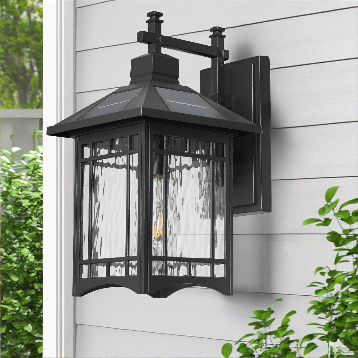 Black Water‑Pattern Glass Solar Outdoor Wall Sconce